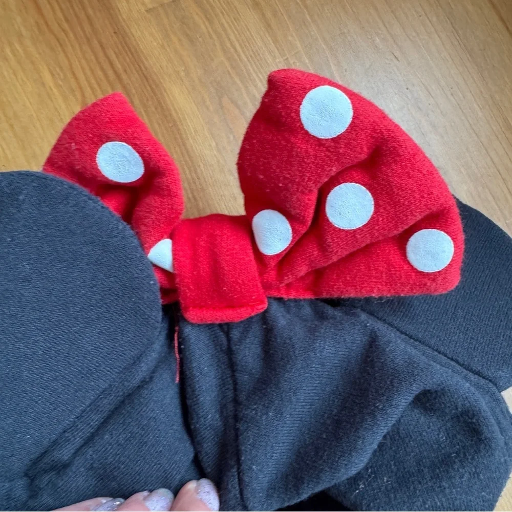 Disney parks 24 months Minnie Mouse hoodie size 24 months